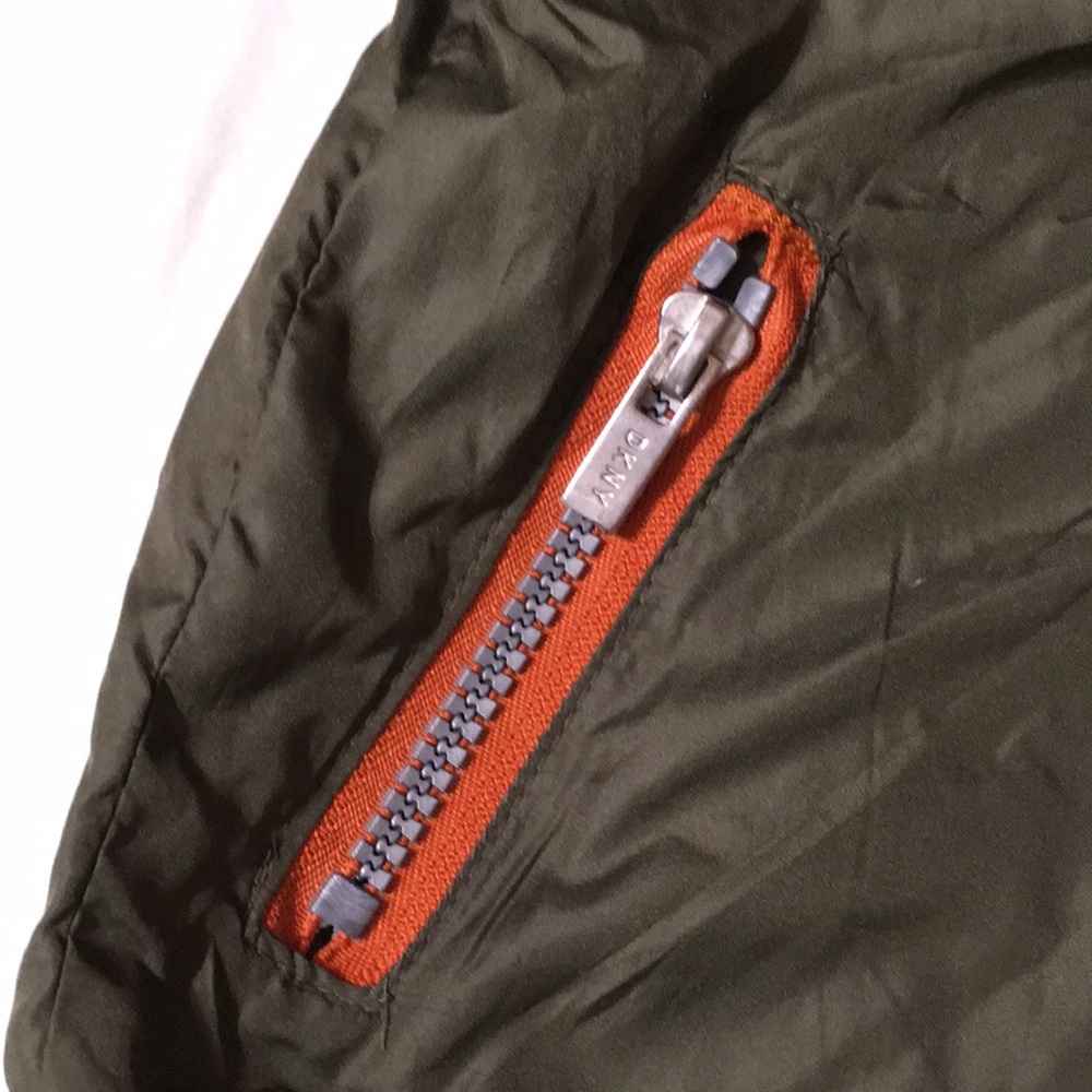 Little boys size 2T hoodie DKNY zipper front - Picture 4 of 4